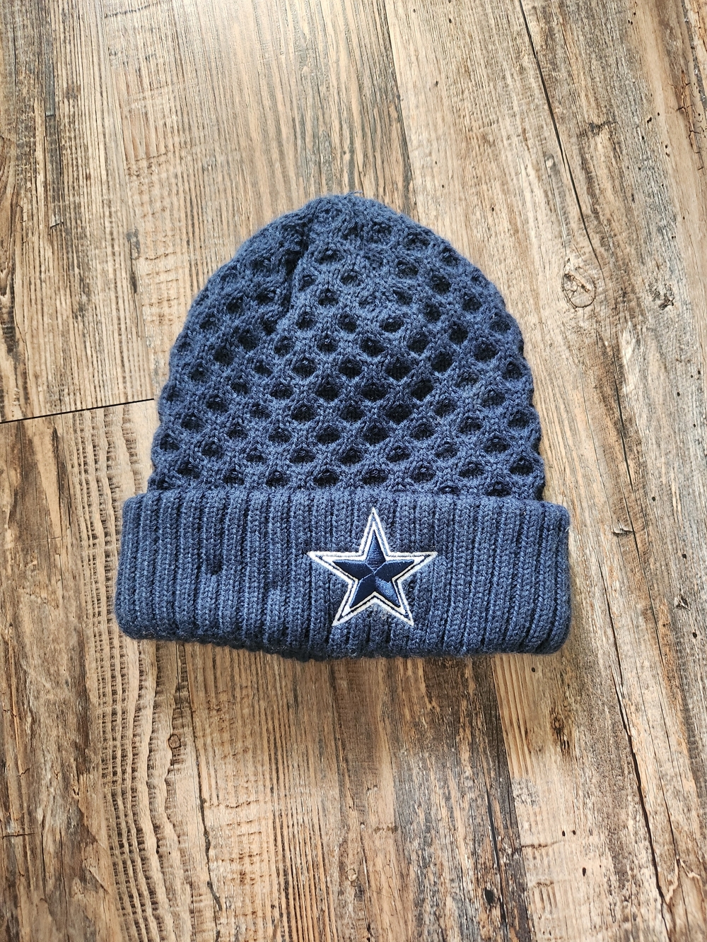 New Era Navy Women's Ribbed Knit Beanie with NFL Shield Tag